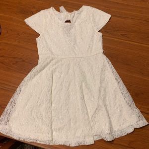Girls dress